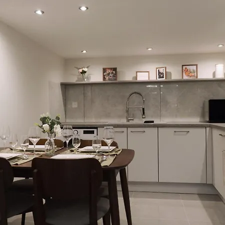 Mezzanine Contemporain Hypercentre - Chez Jannie Caen